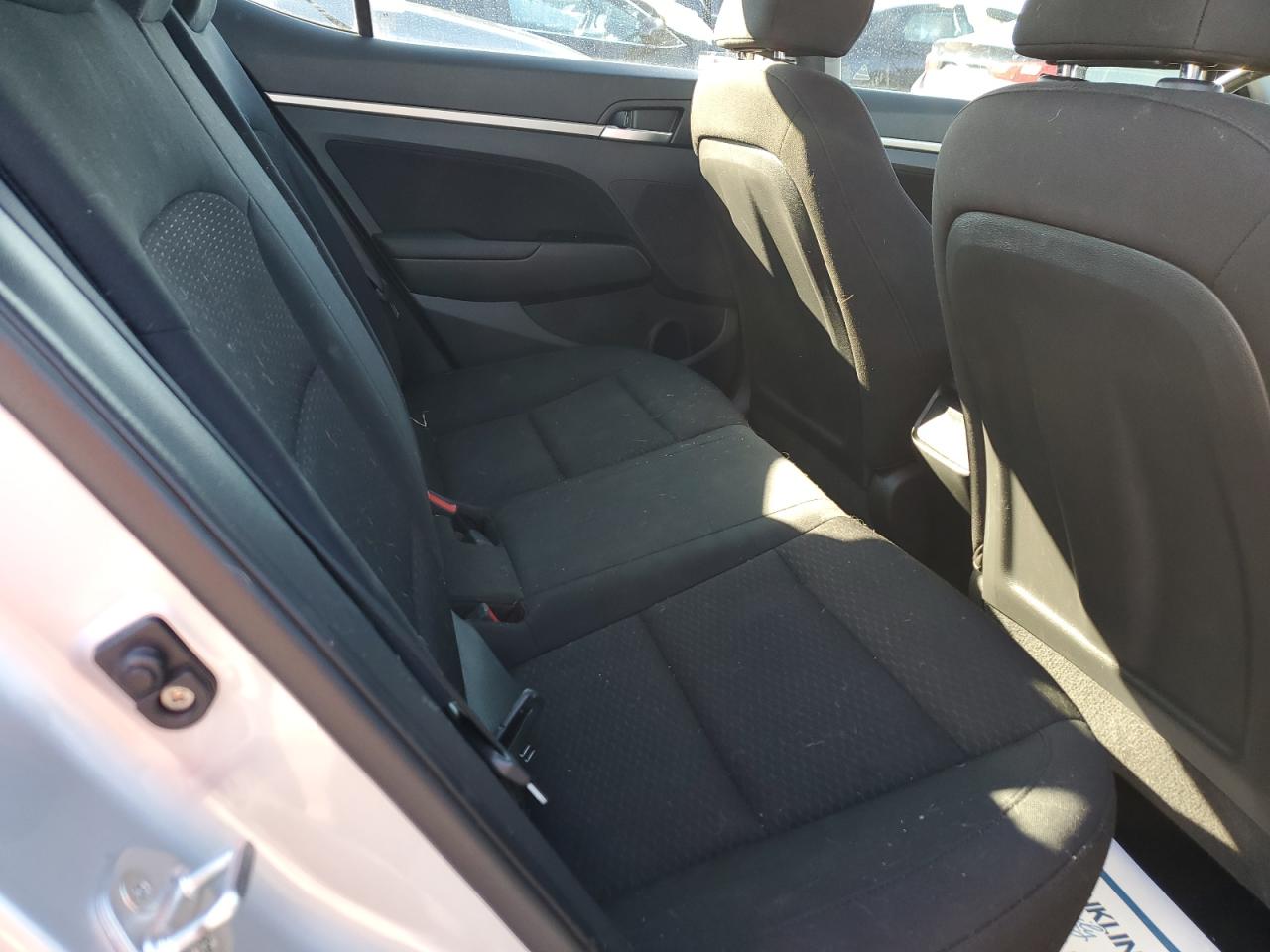 2020 Hyundai Elantra - Image 10