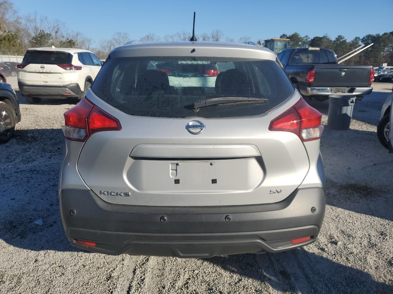 2020 Nissan Kicks - Image 6