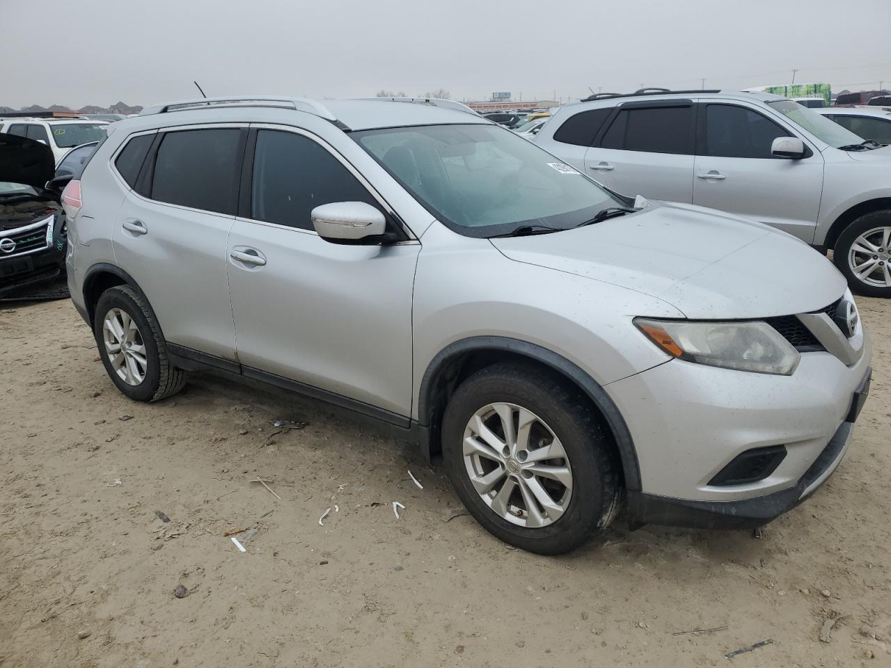2015 Nissan Rogue - Image 4