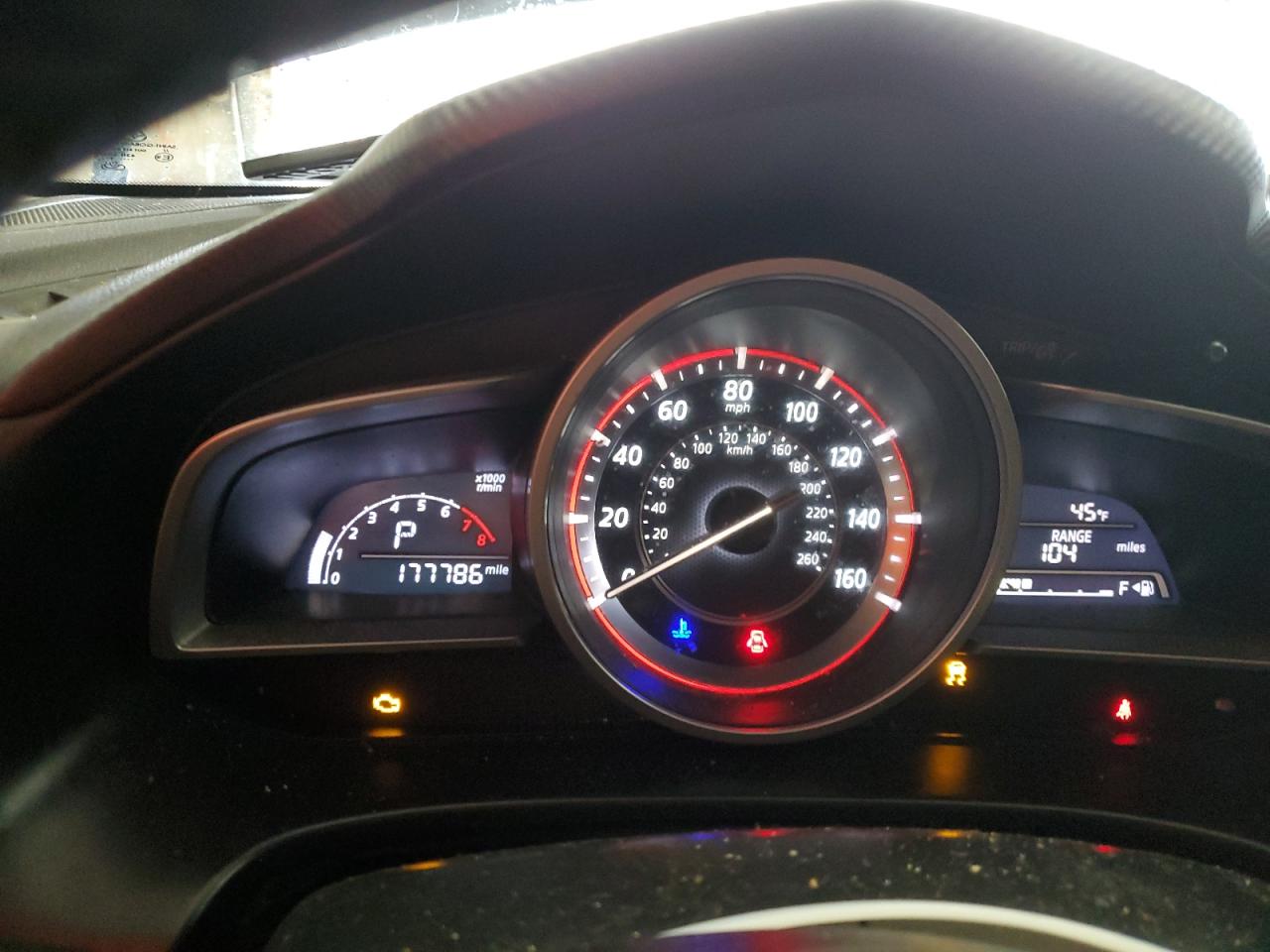 2015 Mazda 3 - Image 9