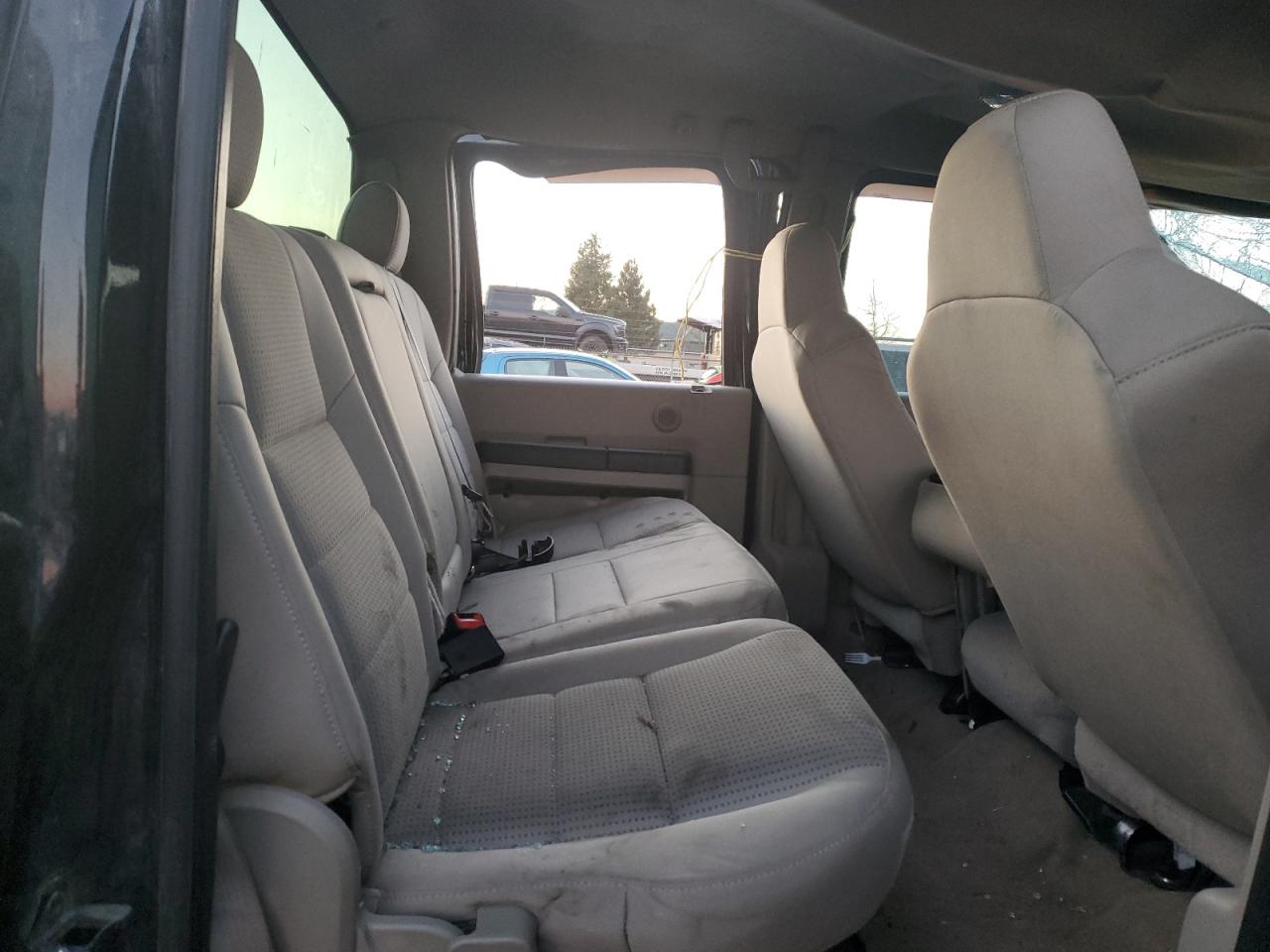 2008 Ford F250 - Image 10