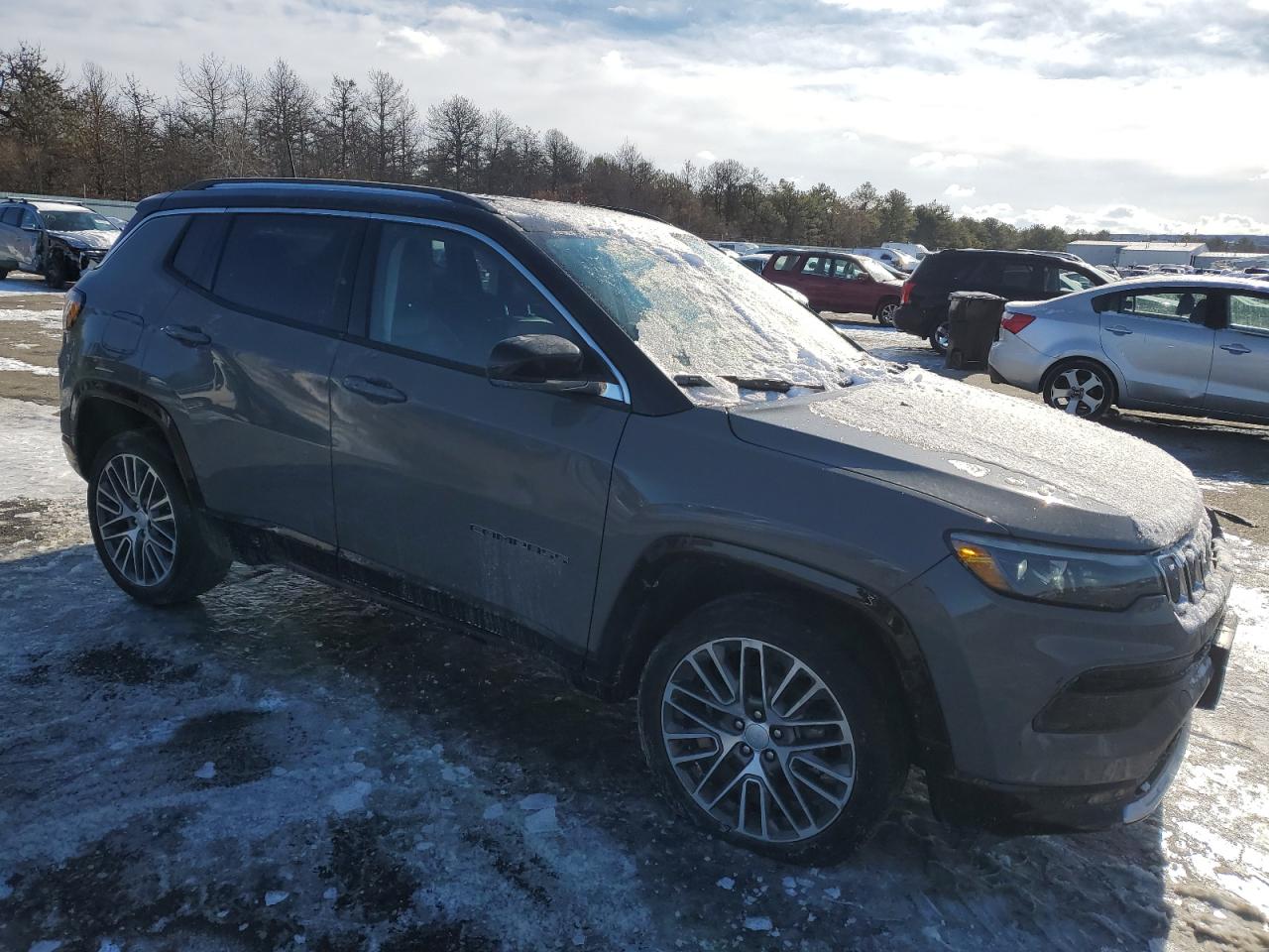2022 Jeep Compass - Image 4