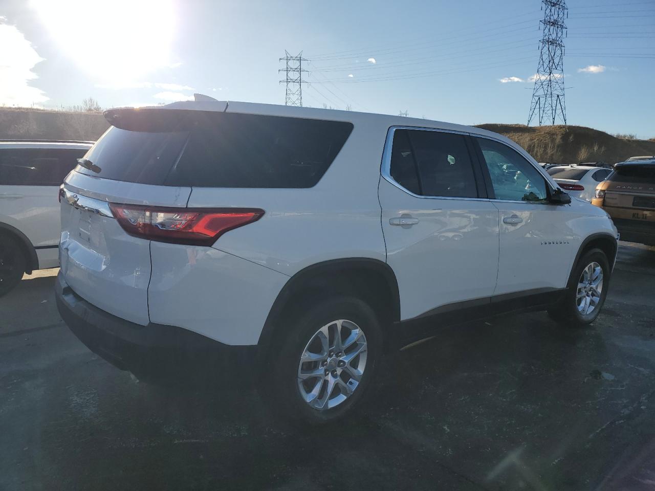 2019 Chevrolet Traverse - Image 3