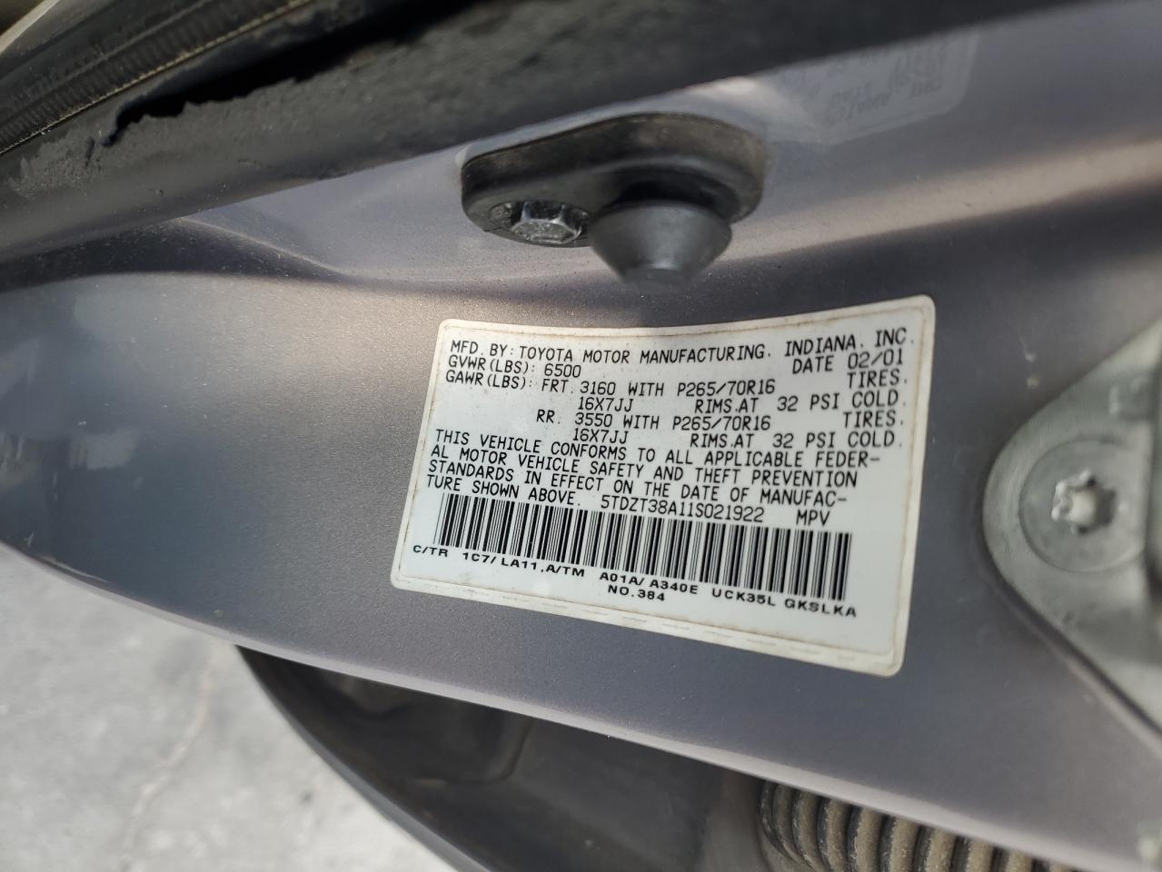 2001 Toyota Sequoia - Image 14