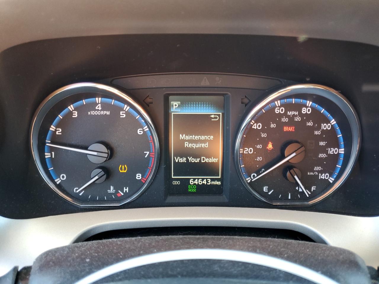 2016 Toyota RAV 4 - Image 9