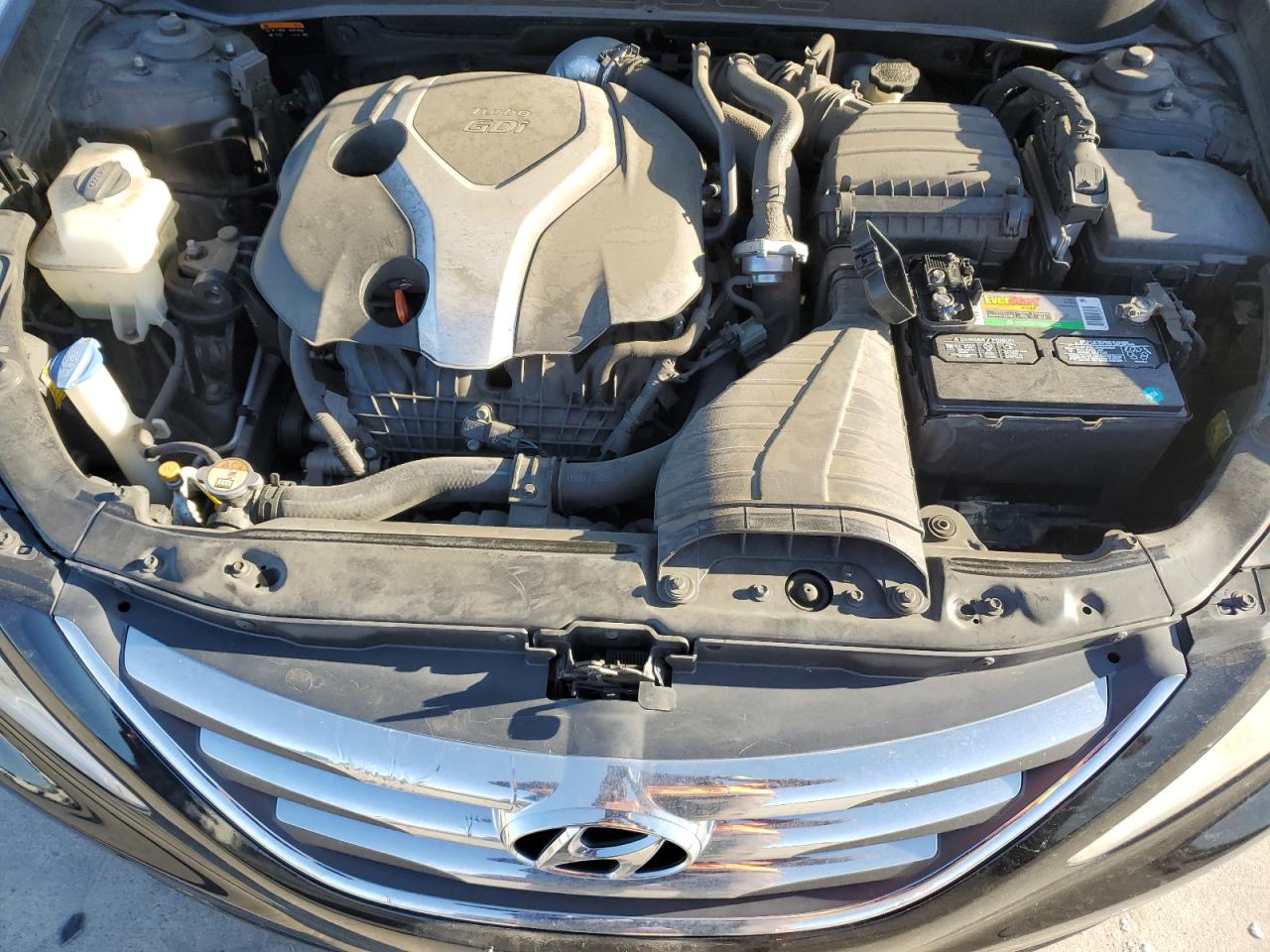 2014 Hyundai Sonata - Image 11
