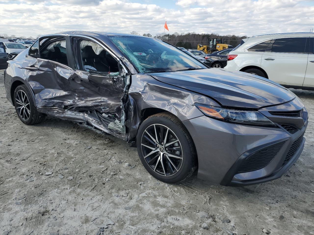 2023 Toyota Camry - Image 4