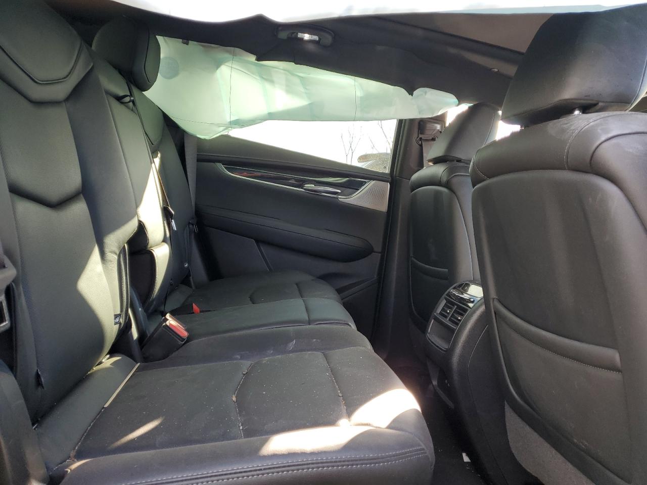 2020 Cadillac XT5 - Image 10