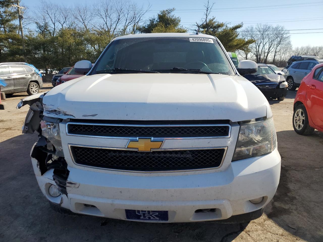 2014 Chevrolet Suburban - Image 5