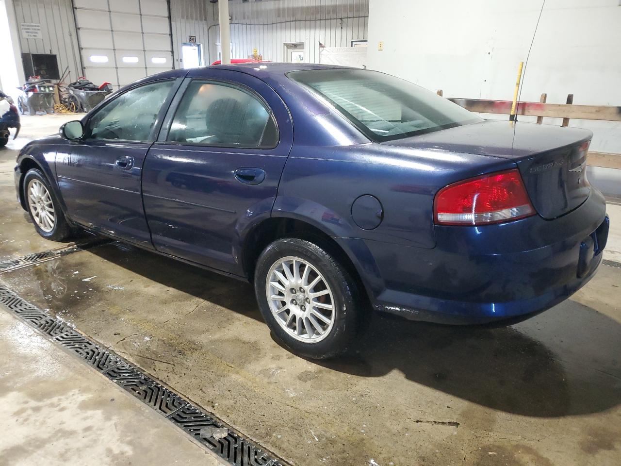 2005 Chrysler Sebring - Image 2