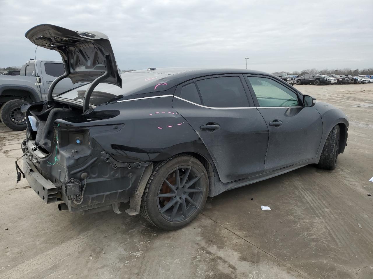 2019 Nissan Maxima - Image 3