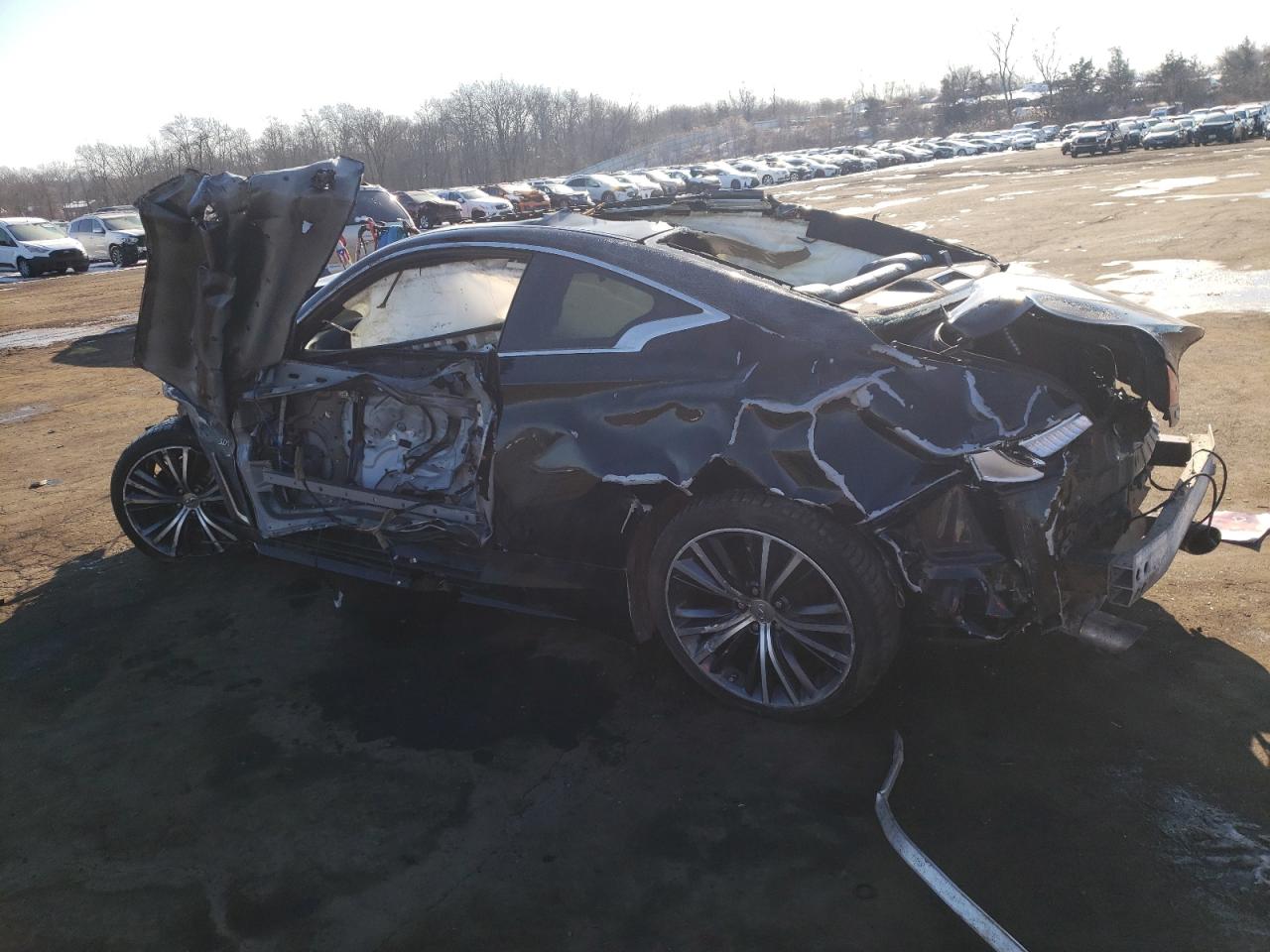 2018 Infiniti Q60 - Image 2