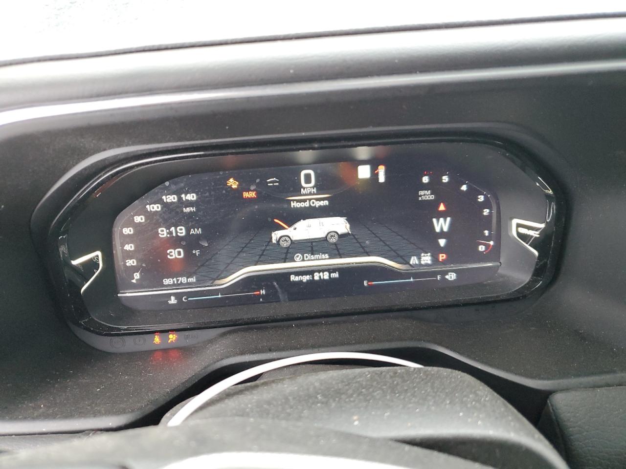 2022 GMC Yukon - Image 9