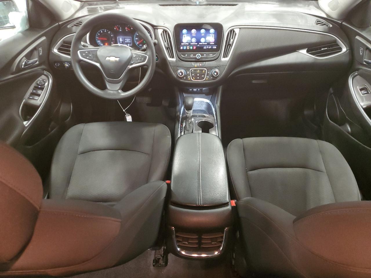 2022 Chevrolet Malibu - Image 8