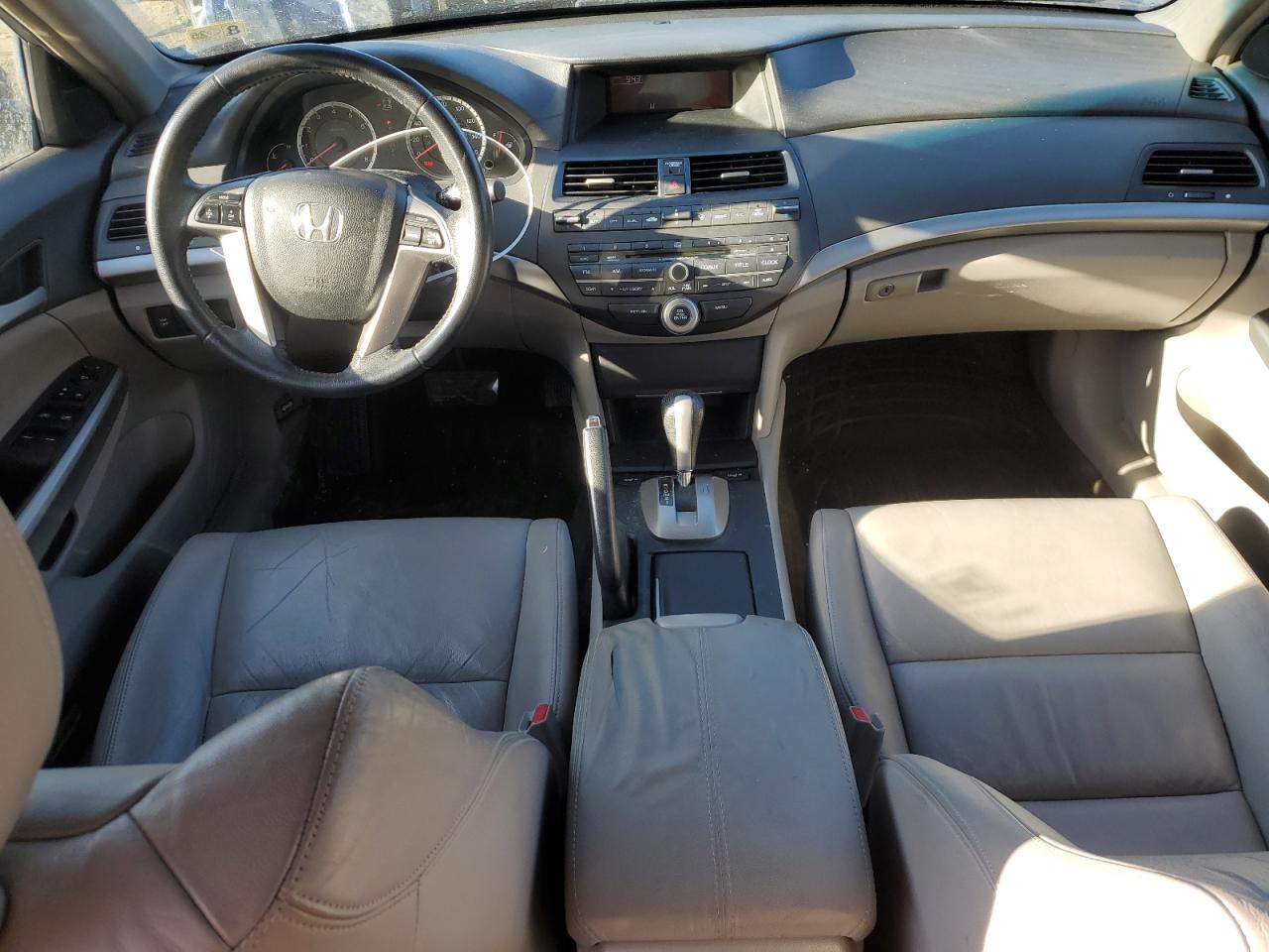 2009 Honda Accord - Image 8