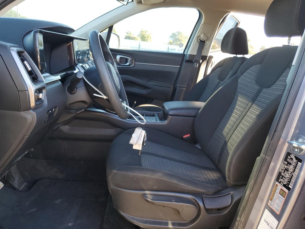 2023 Kia Sorento - Image 7