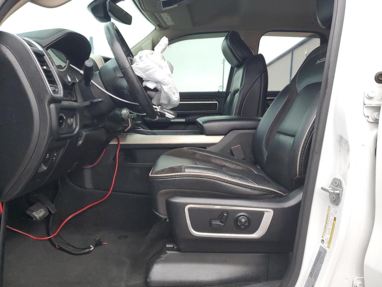 2020 RAM 1500 - Image 7
