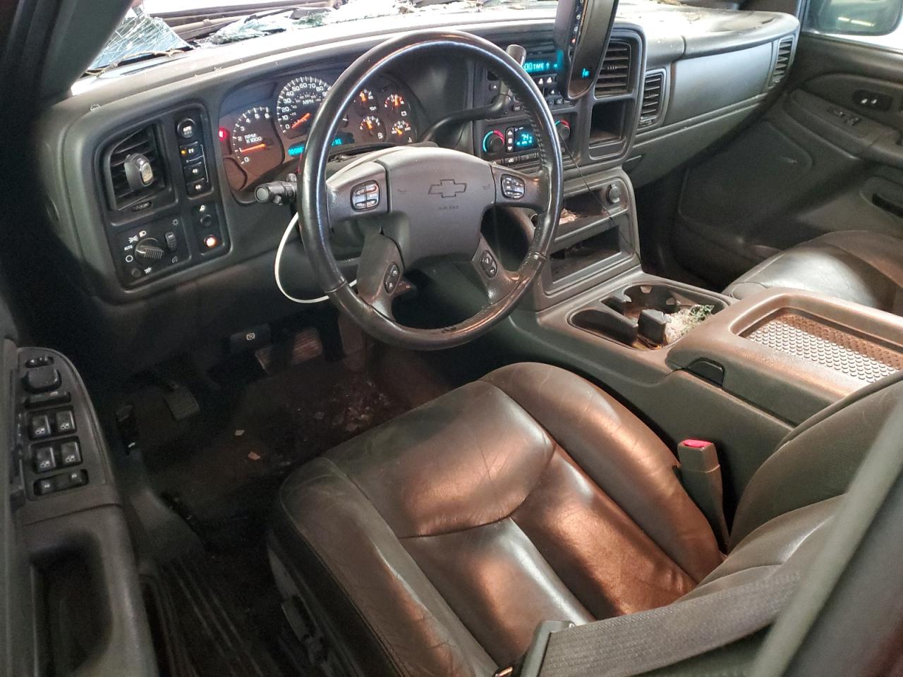 2005 Chevrolet Silverado - Image 8