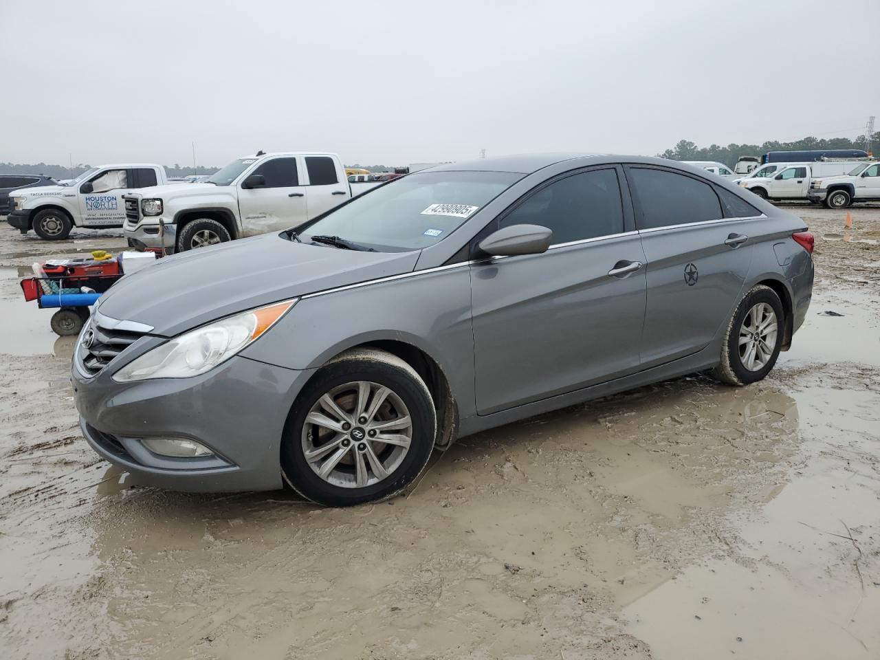 2013 Hyundai Sonata - Image 1