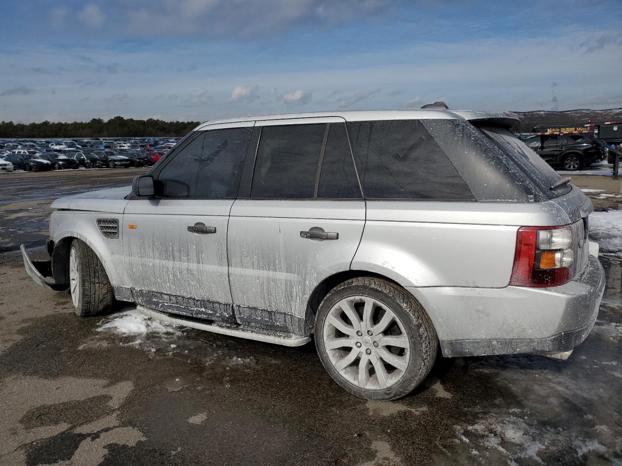 2006 Land Rover Range Rover - Image 2