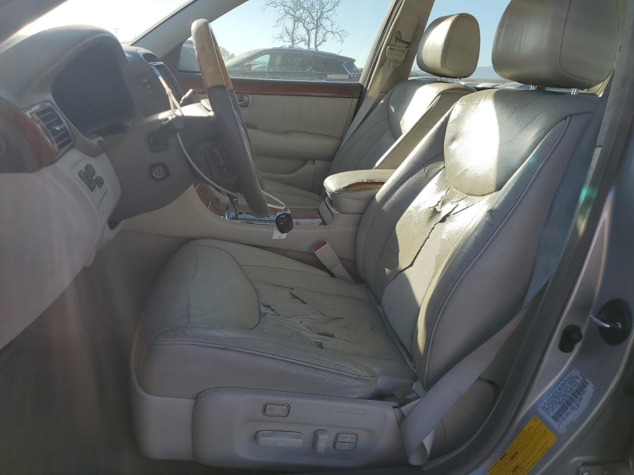 2003 Lexus LS - Image 7