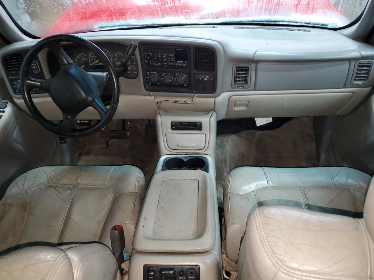 2001 Chevrolet Suburban - Image 8
