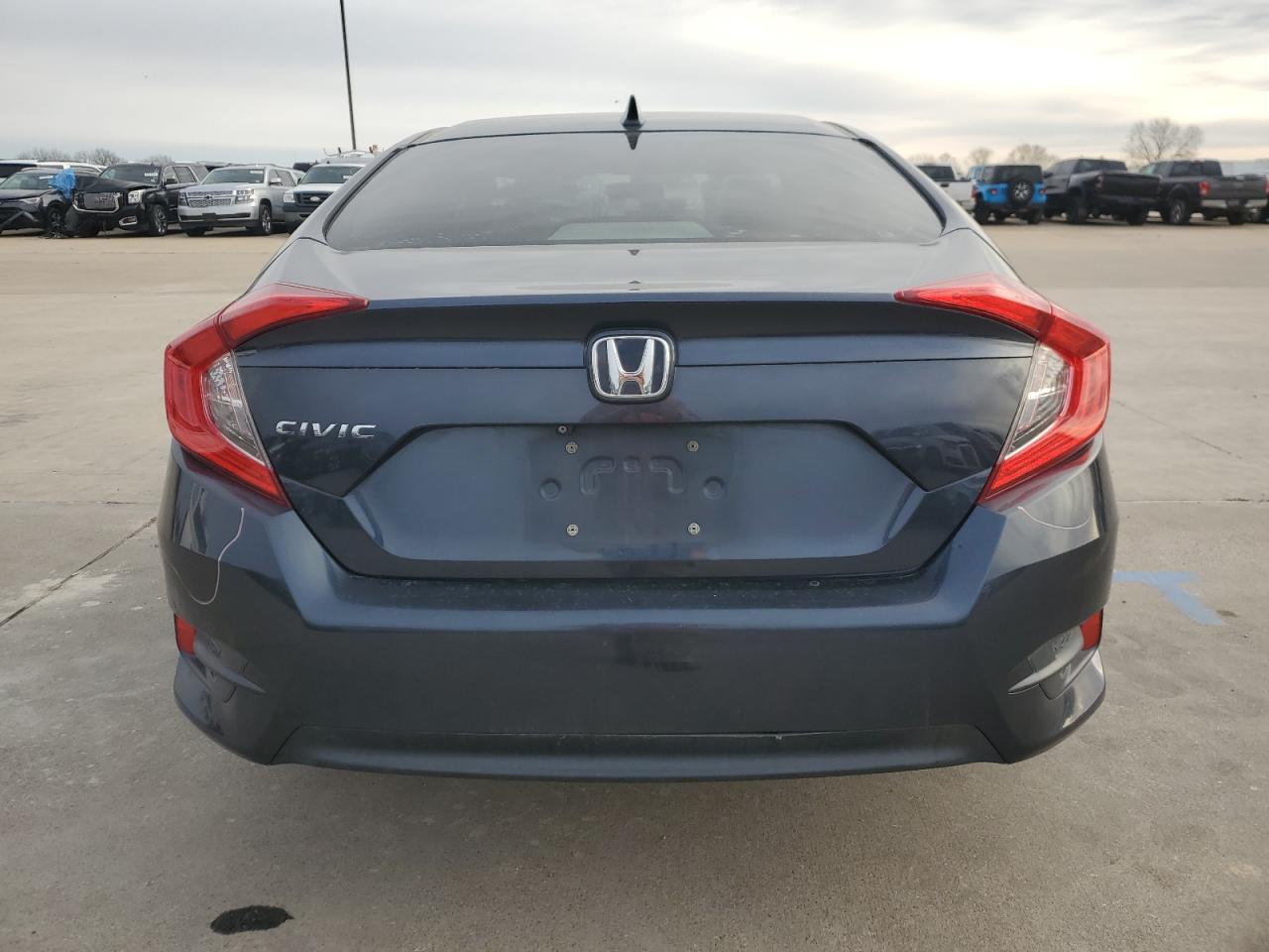 2017 Honda Civic - Image 6