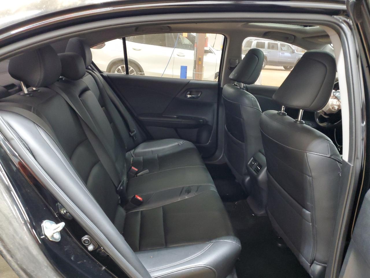 2017 Honda Accord - Image 10