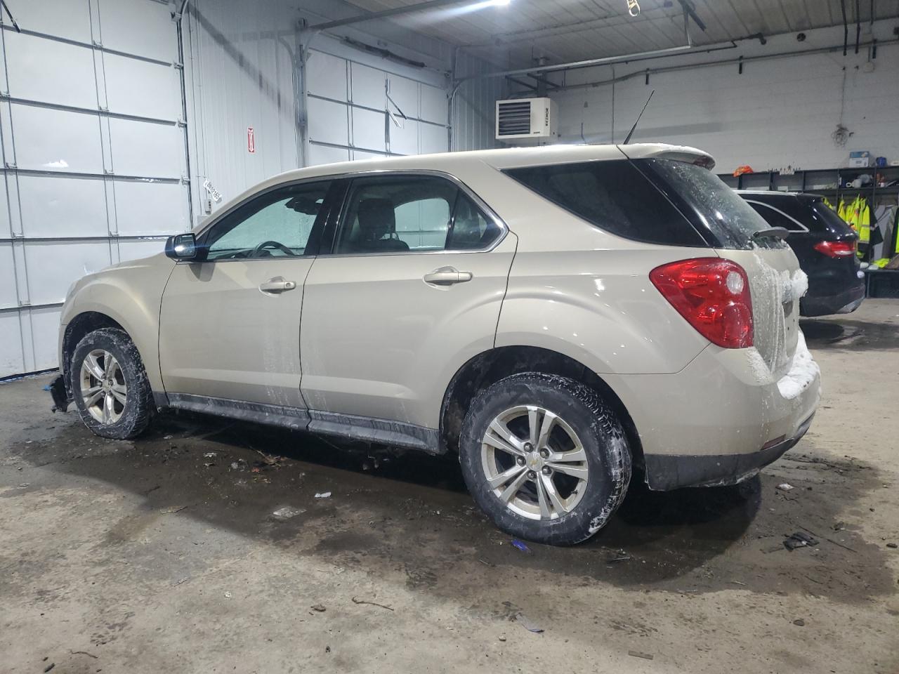 2012 Chevrolet Equinox - Image 2
