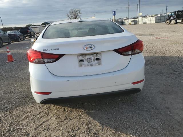  HYUNDAI ELANTRA 2015 Белый