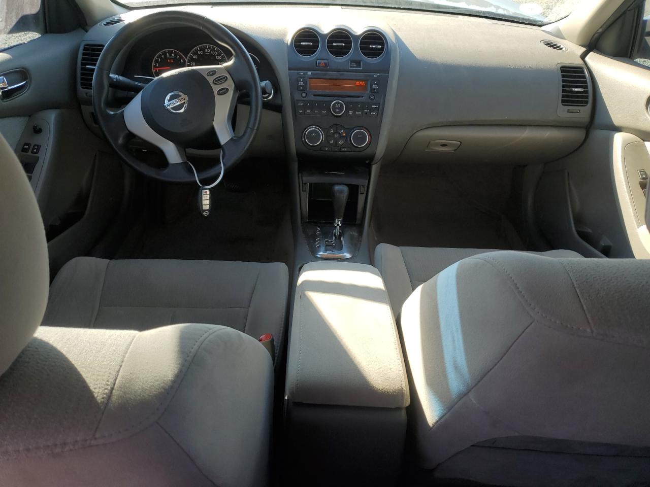 2012 Nissan Altima - Image 8