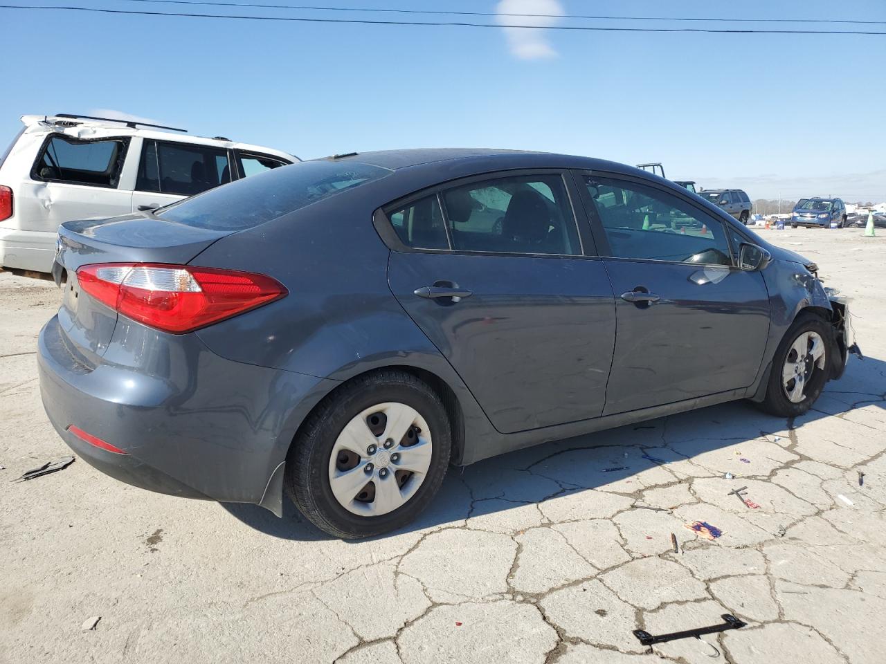 2016 Kia Forte - Image 3