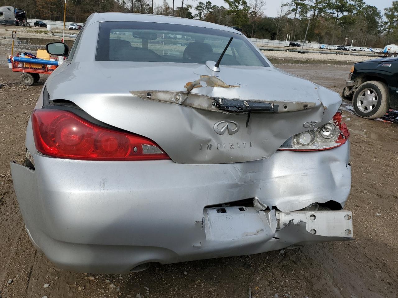 2009 Infiniti G - Image 6