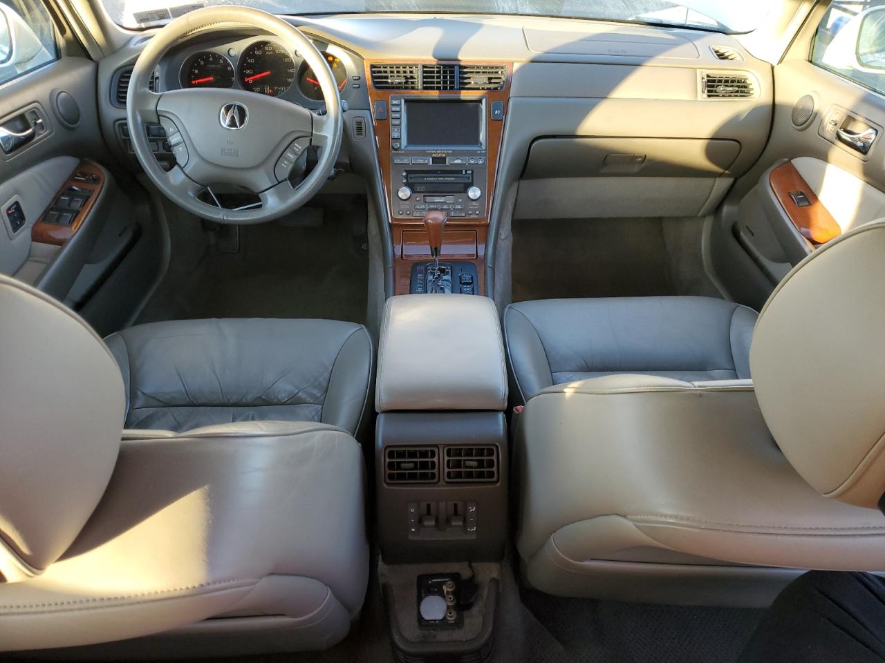 2004 Acura RL - Image 8
