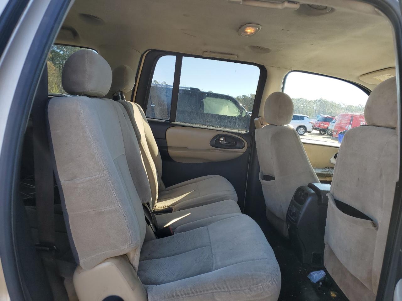 2006 Chevrolet TrailBlazer - Image 11