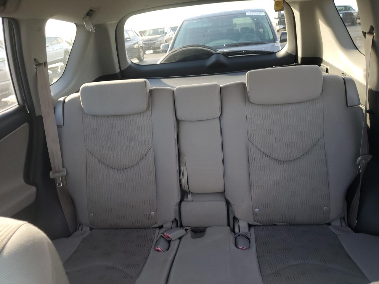 2010 Toyota RAV 4 - Image 10