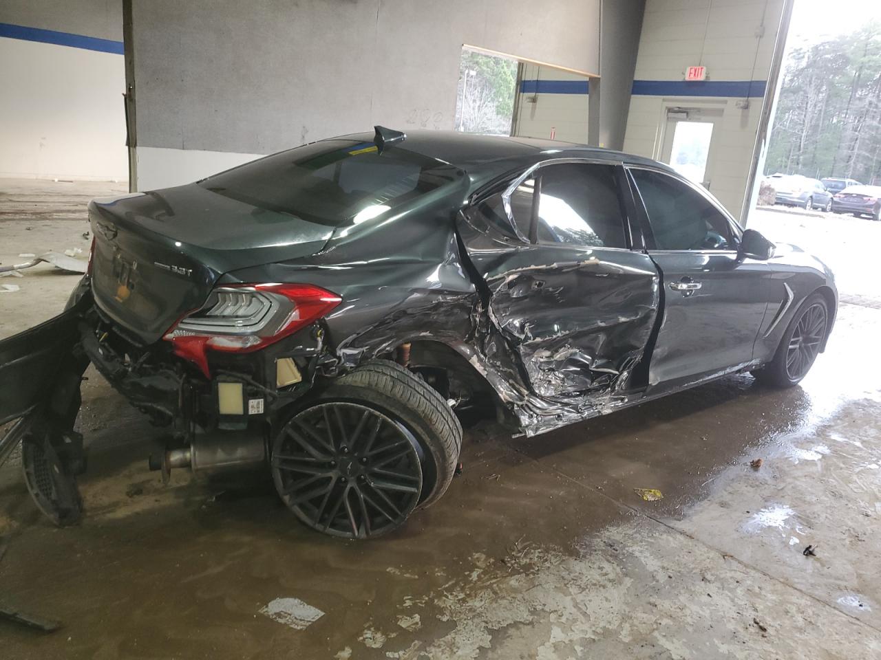 2019 Genesis G70 - Image 3