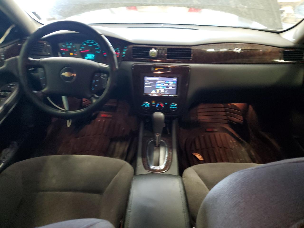 2014 Chevrolet Impala - Image 8