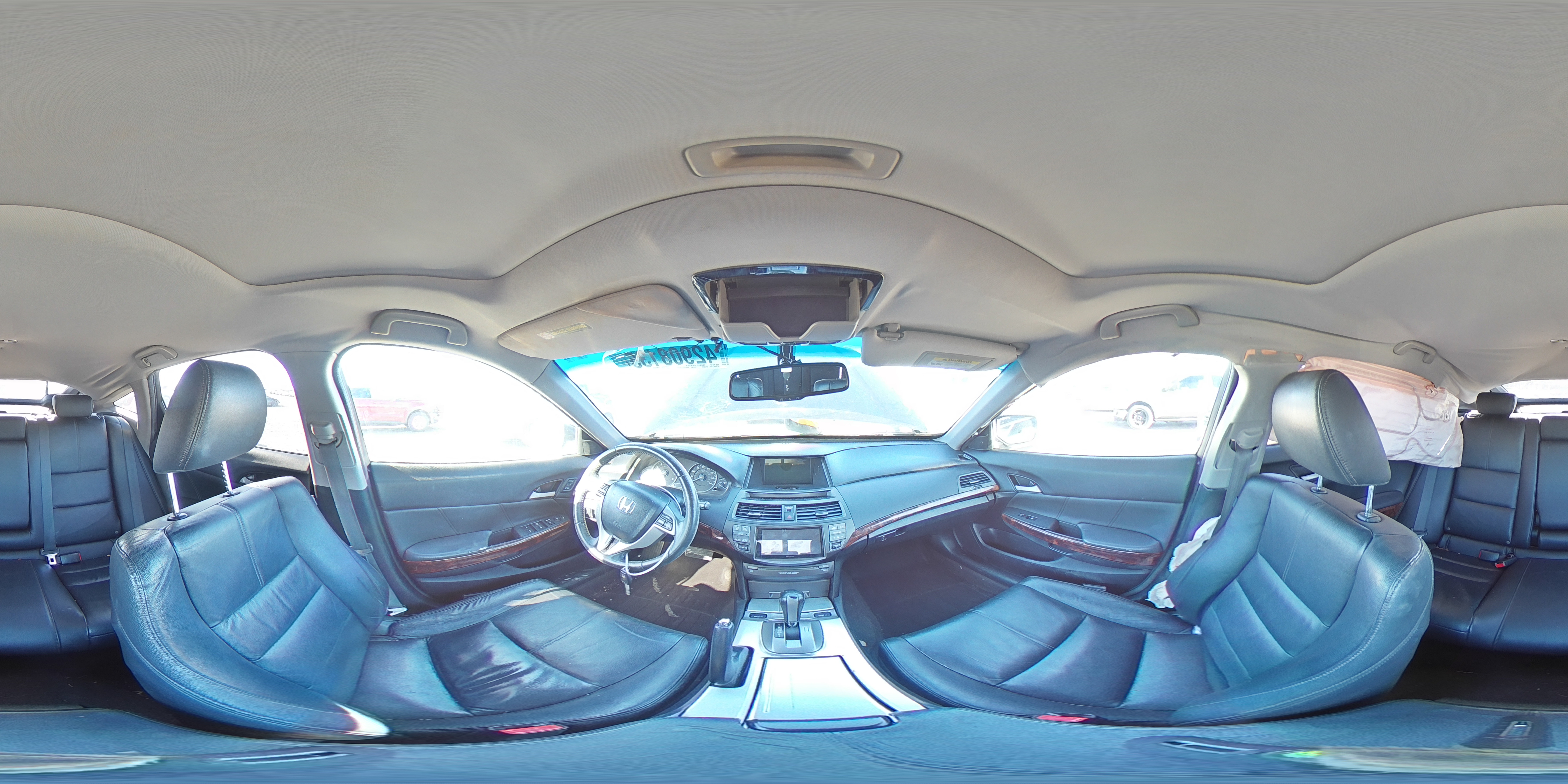 2010 Honda Accord - Image 13
