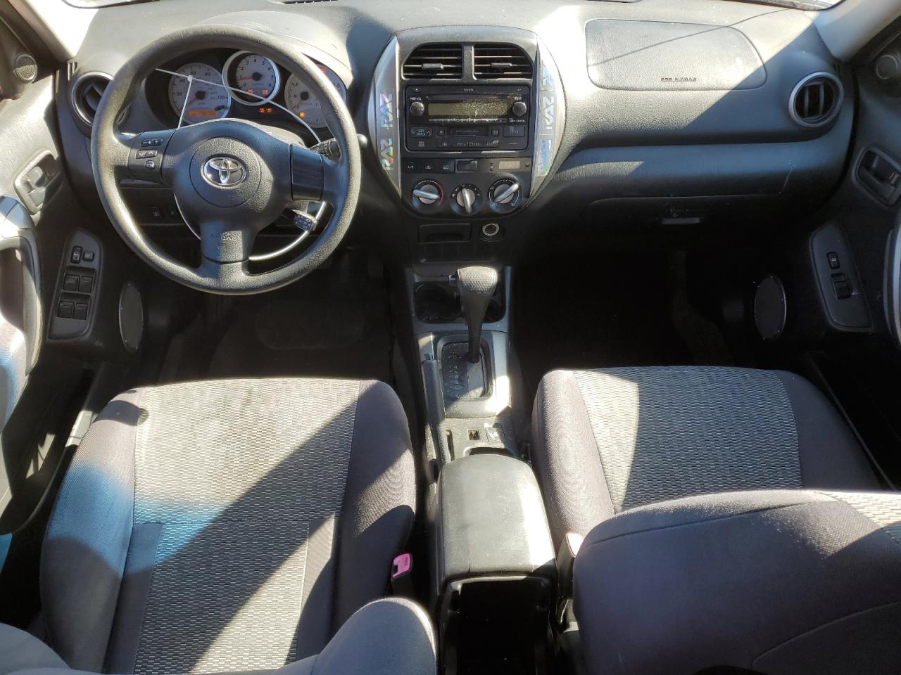 2004 Toyota RAV 4 - Image 8