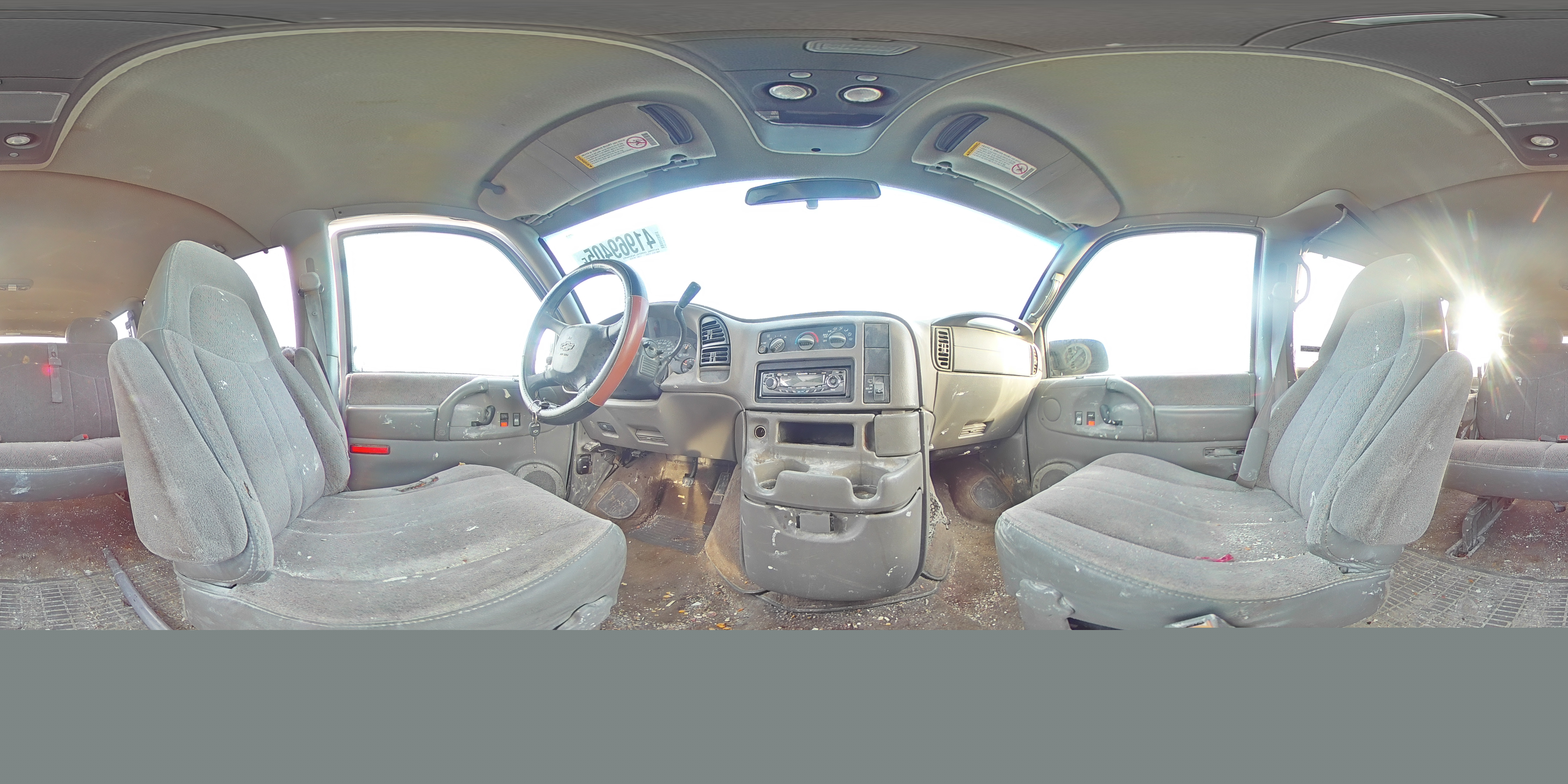 1999 Chevrolet Astro - Image 14