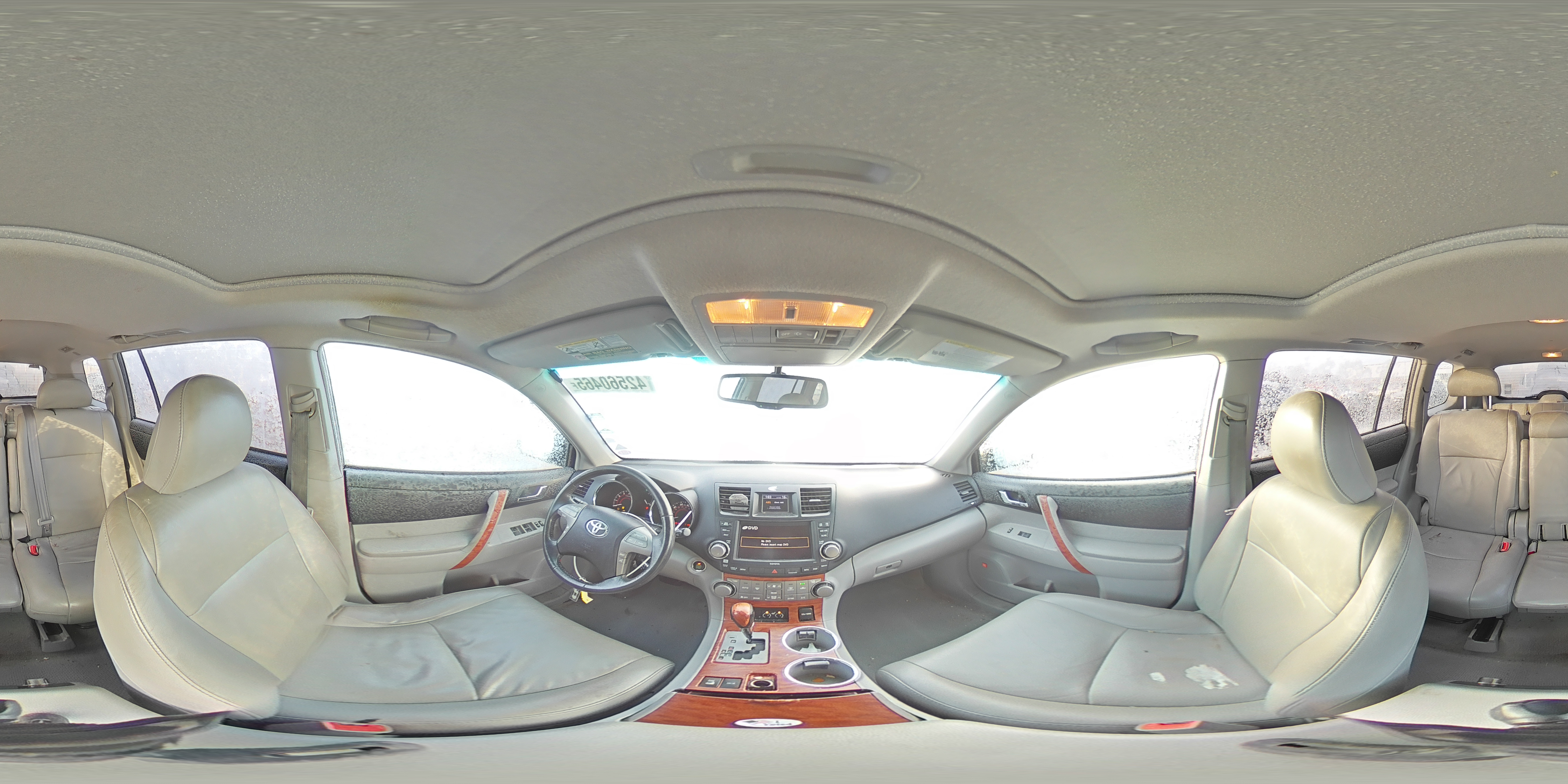 2010 Toyota Highlander - Image 13