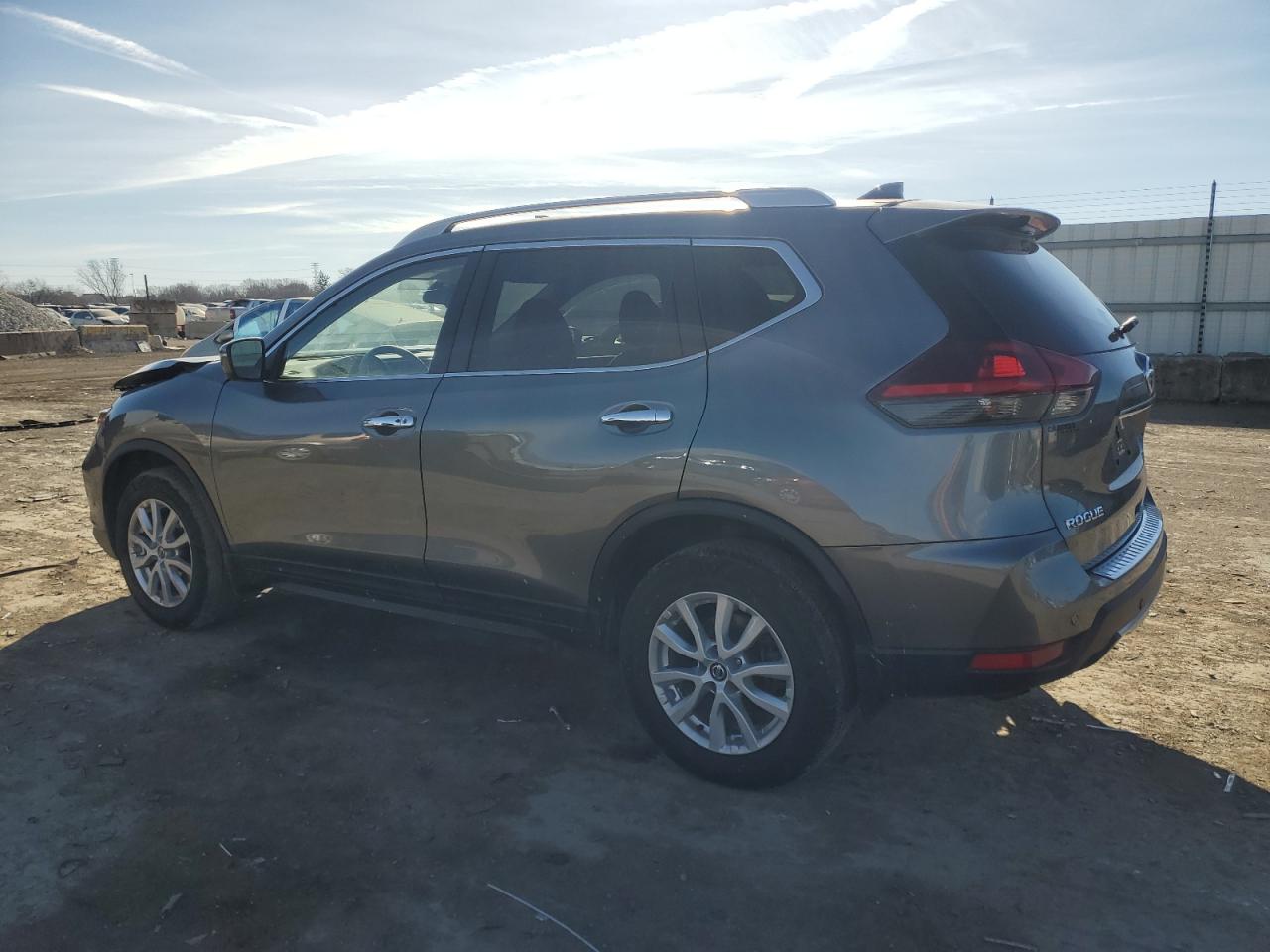 2020 Nissan Rogue - Image 2