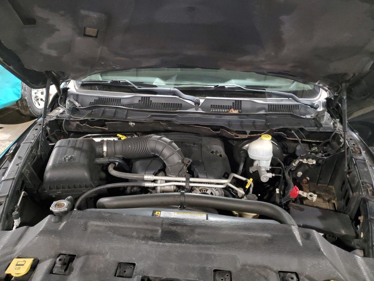 2010 Dodge RAM - Image 11
