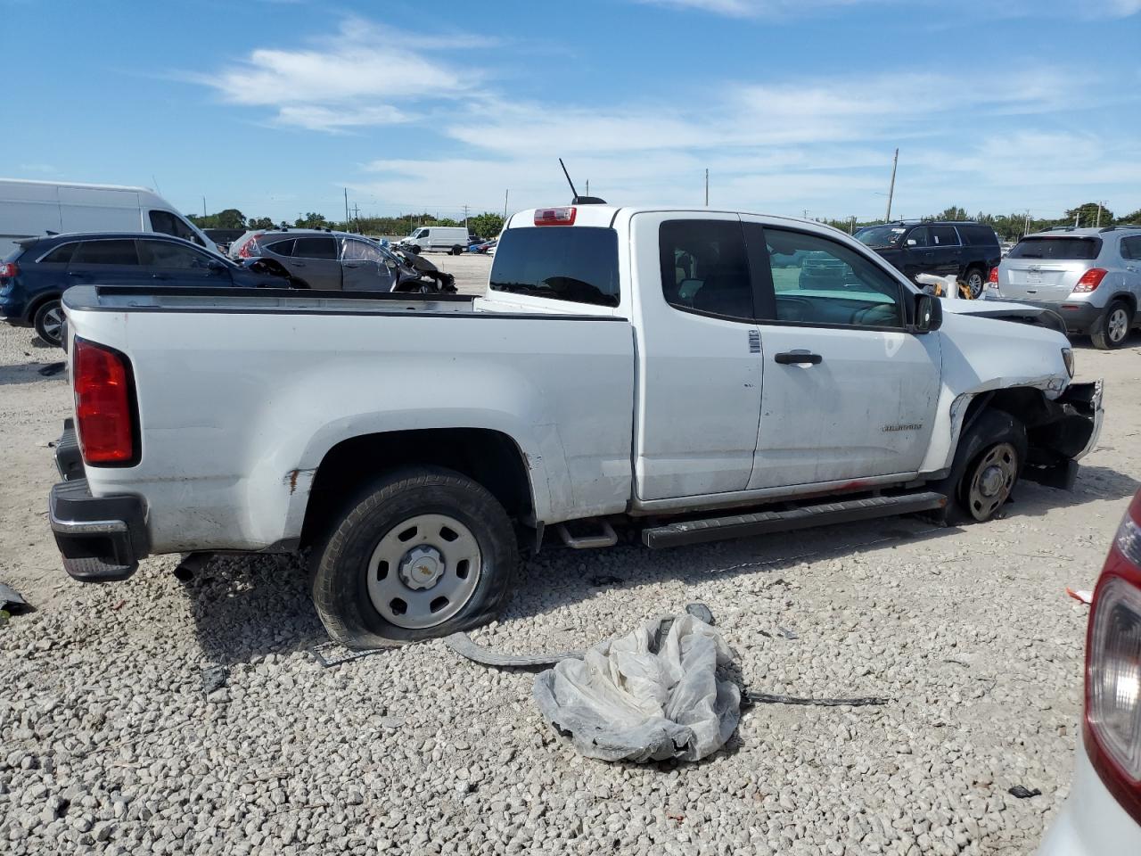 2019 Chevrolet Colorado - Image 3