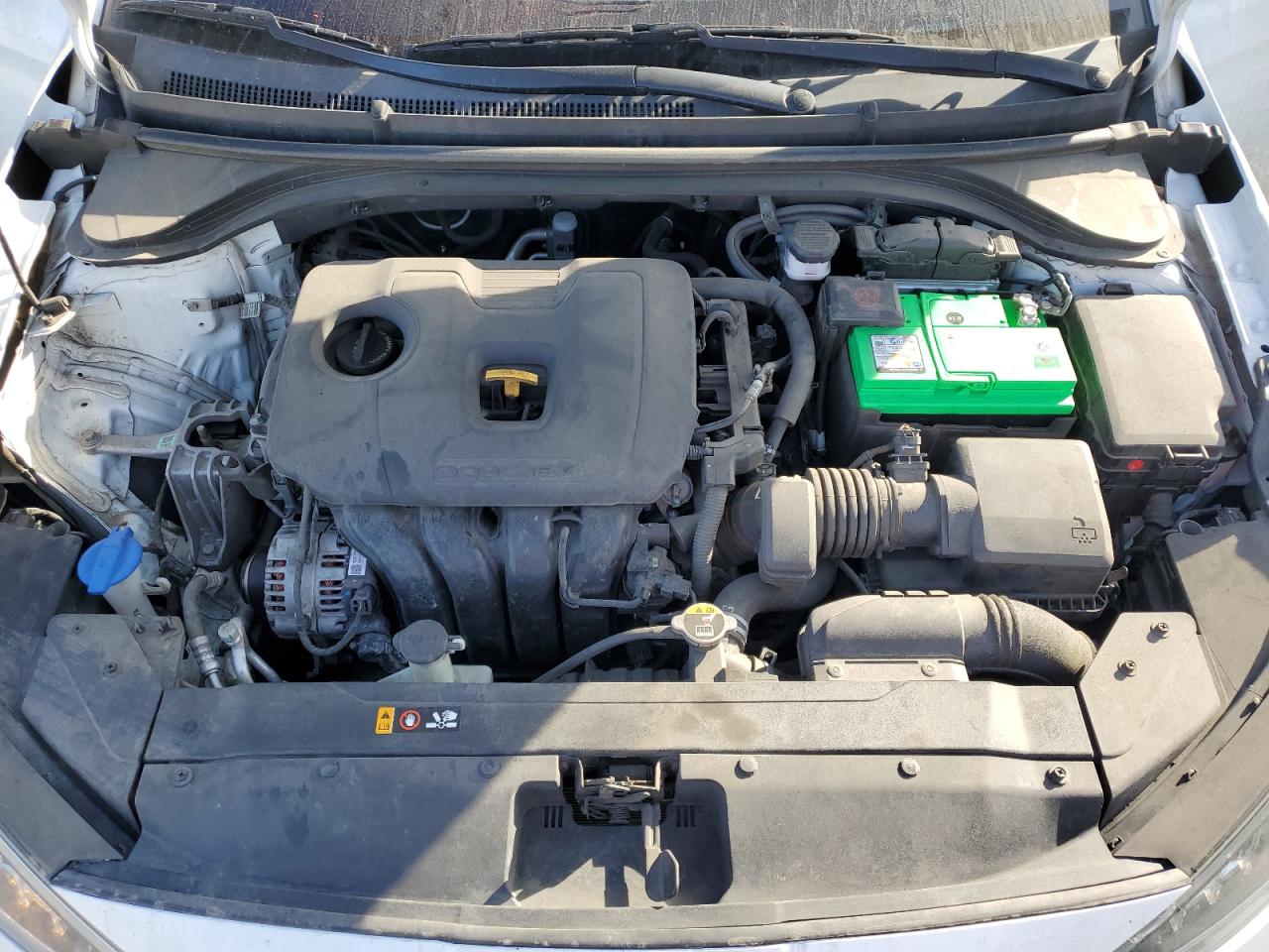 2020 Hyundai Elantra - Image 11