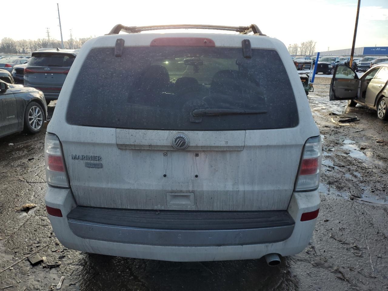 2010 Mercury Mariner - Image 6