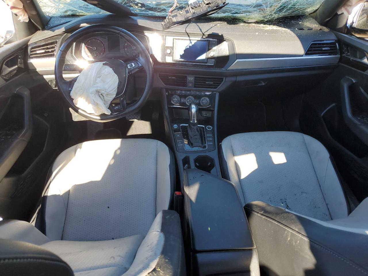2019 Volkswagen Jetta - Image 8