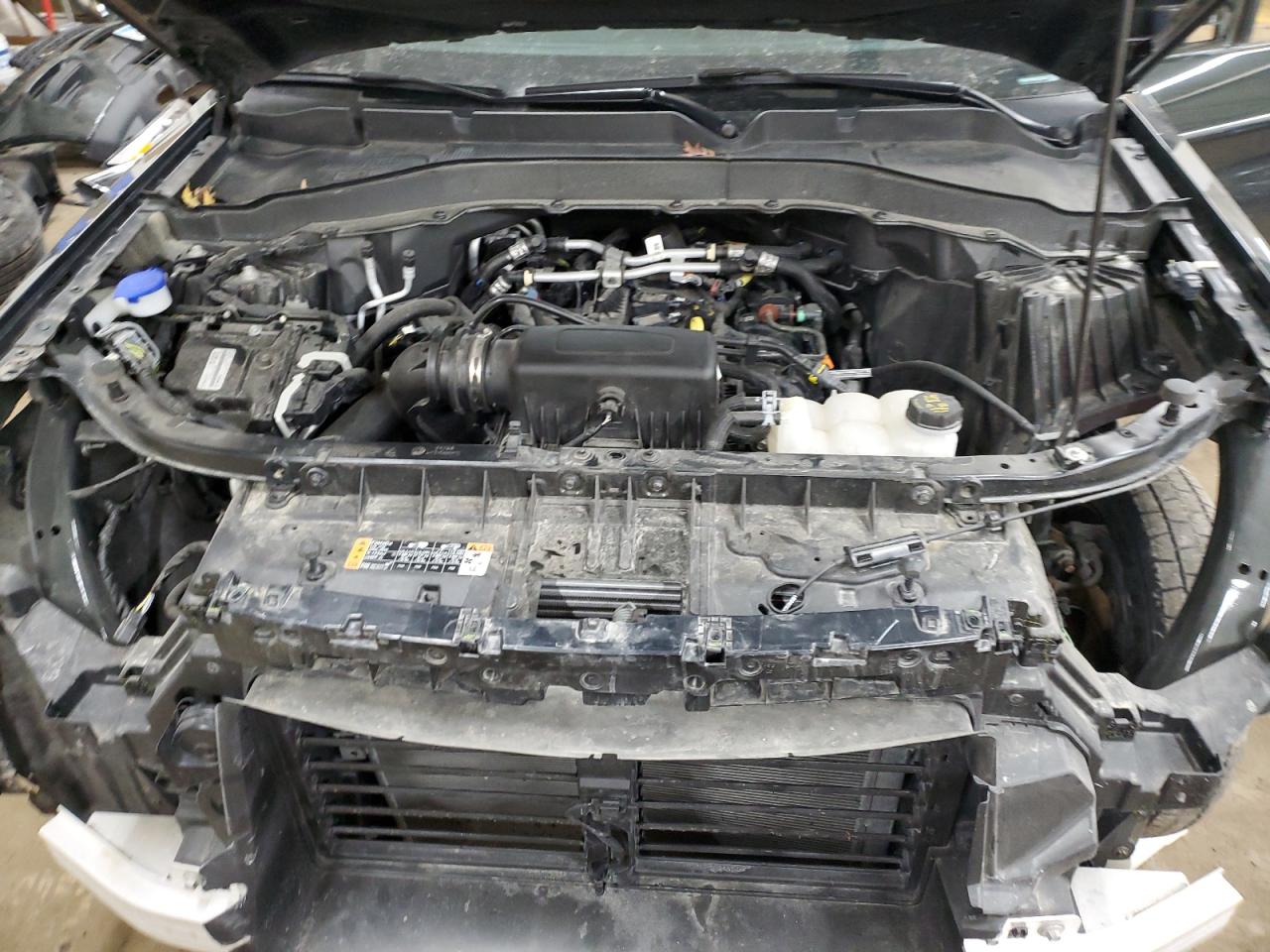 2022 Ford Explorer - Image 12