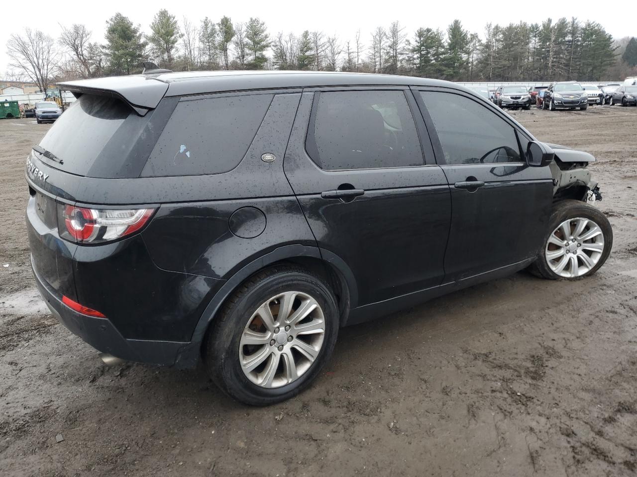 2016 Land Rover Discovery - Image 3